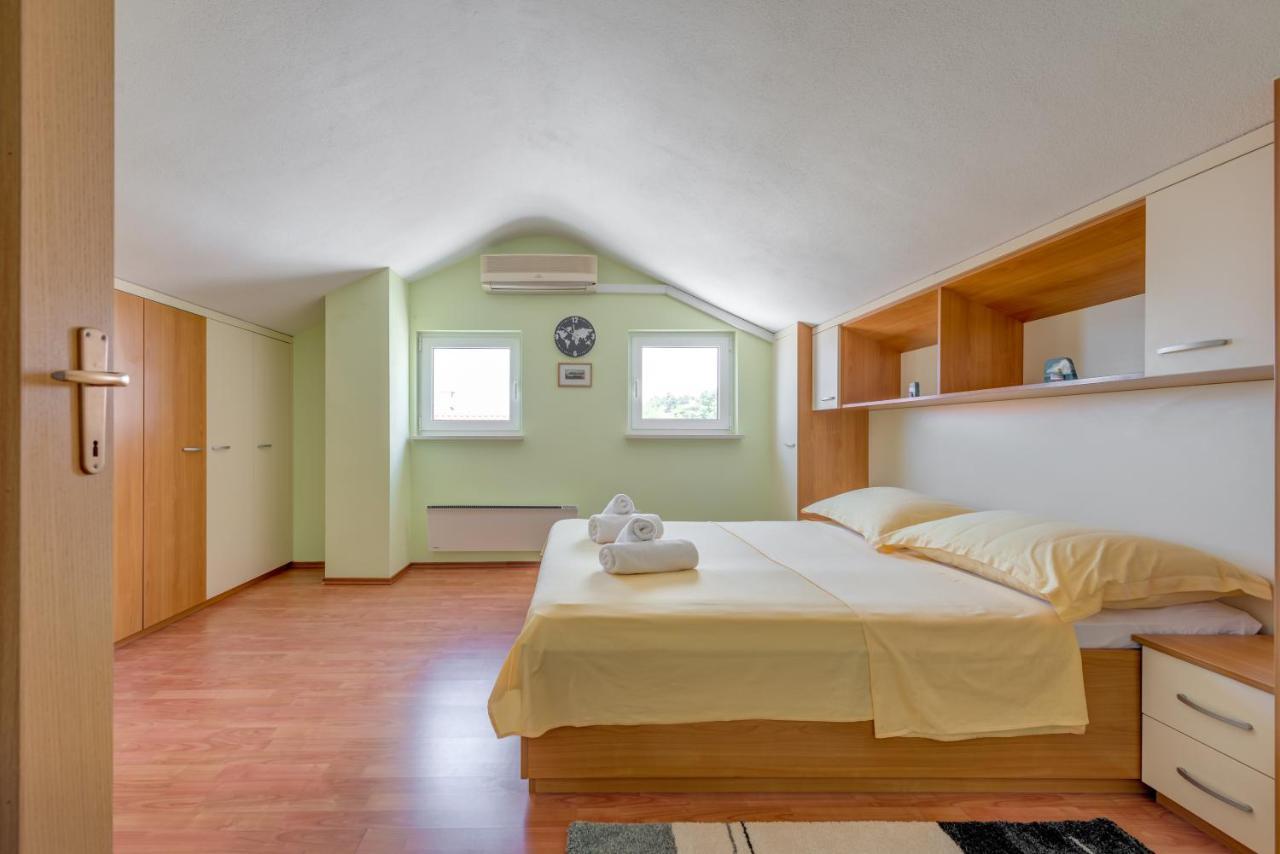 Villa Lille Trogir Eksteriør billede