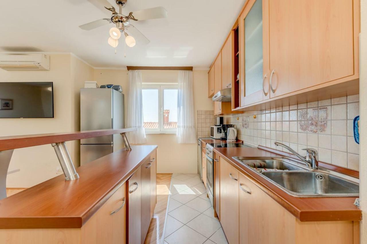 Villa Lille Trogir Eksteriør billede
